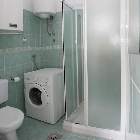 With Wifi - 15887 Apartment